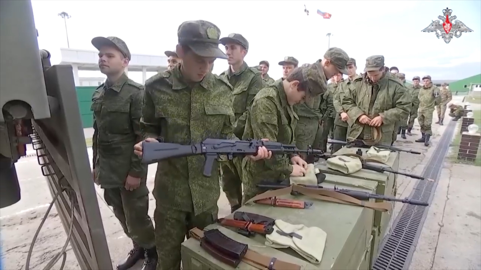 Mozgósított orosz katonák kiképzésen az Amur régióban 2022. szeptember 28-án.
