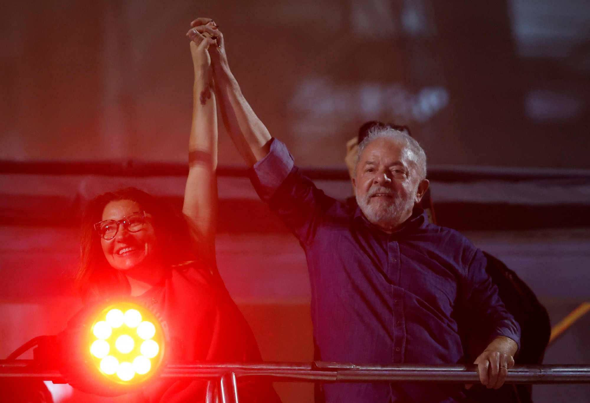Nagyon szoros küzdelemben újra Lula a brazil elnök
