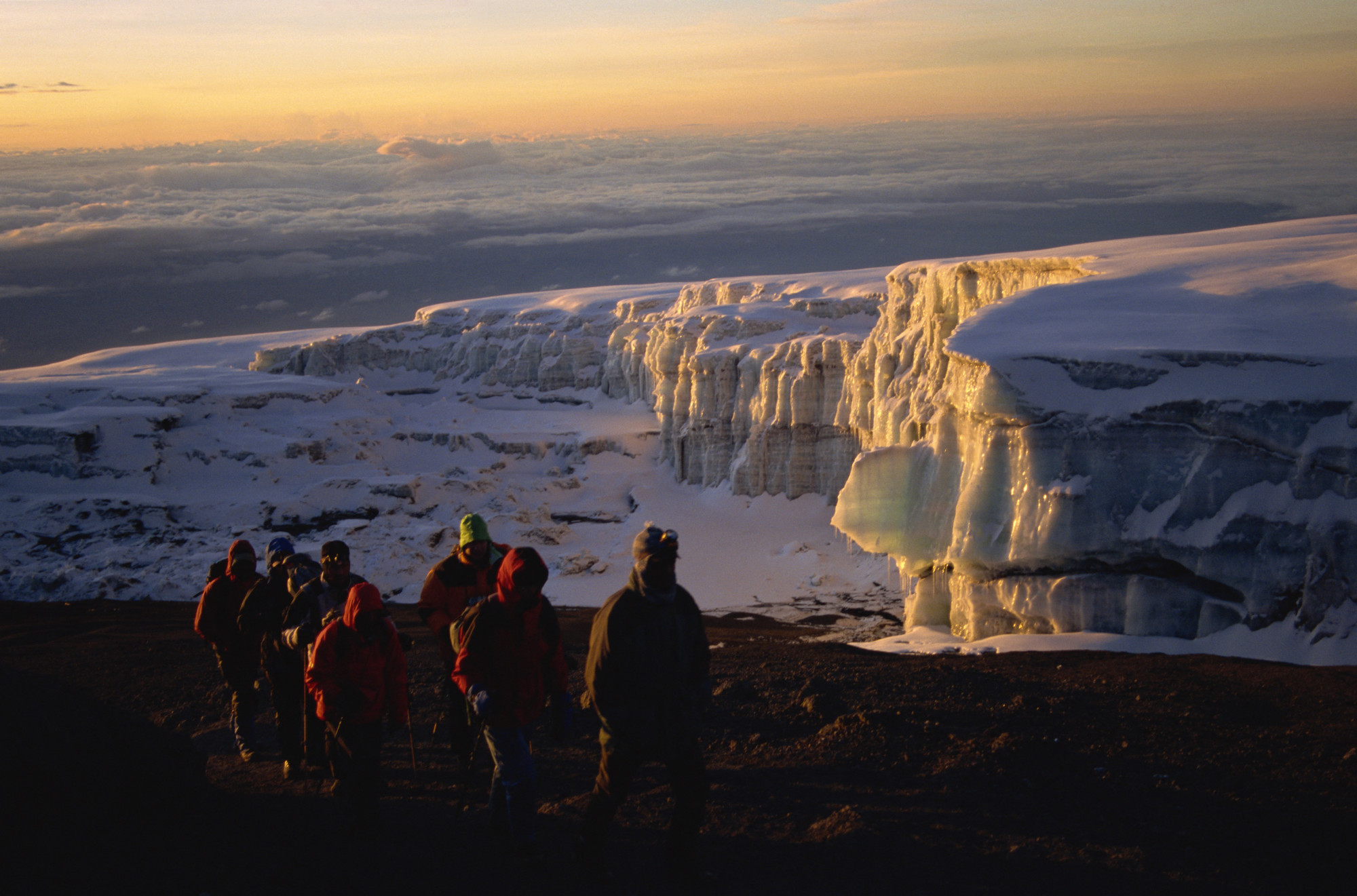 A Kilimandzsáró utolsó gleccserei is elolvadnak 30 éven belül