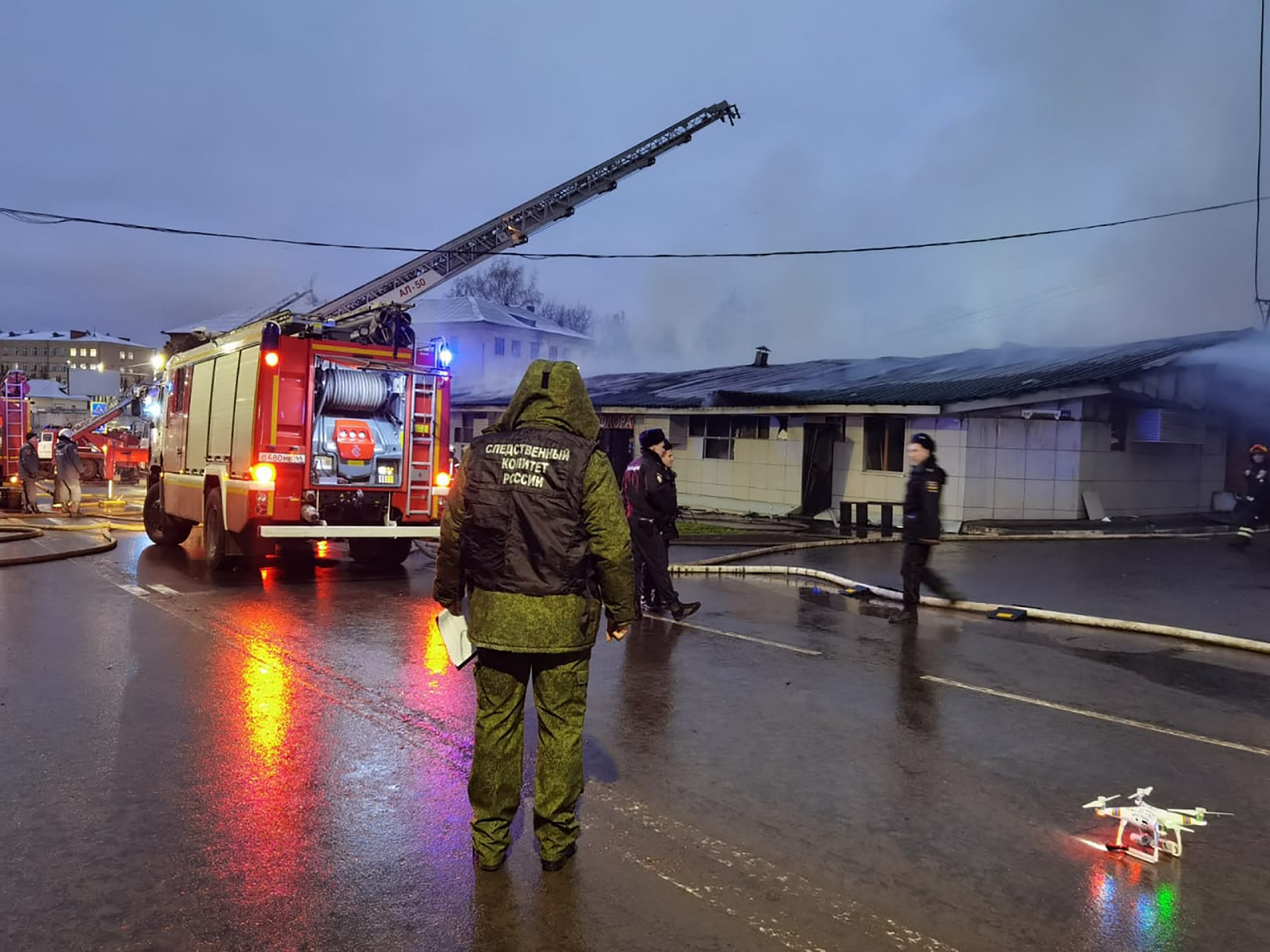 Tűz ütött ki egy orosz szórakozóhelyen, legalább 13-an meghaltak