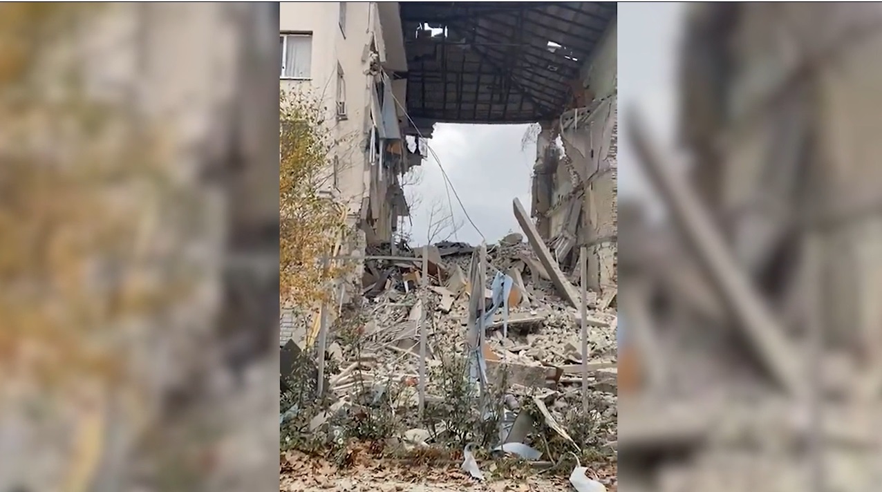 Fel kellett robbantani a herszoni rendőrség épületét, mert az oroszok aláaknázták kivonulás előtt 