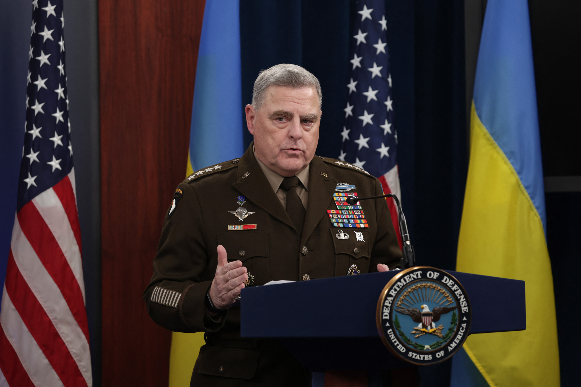 Először találkozott személyesen az amerikai és az ukrán hadsereg főparancsnoka