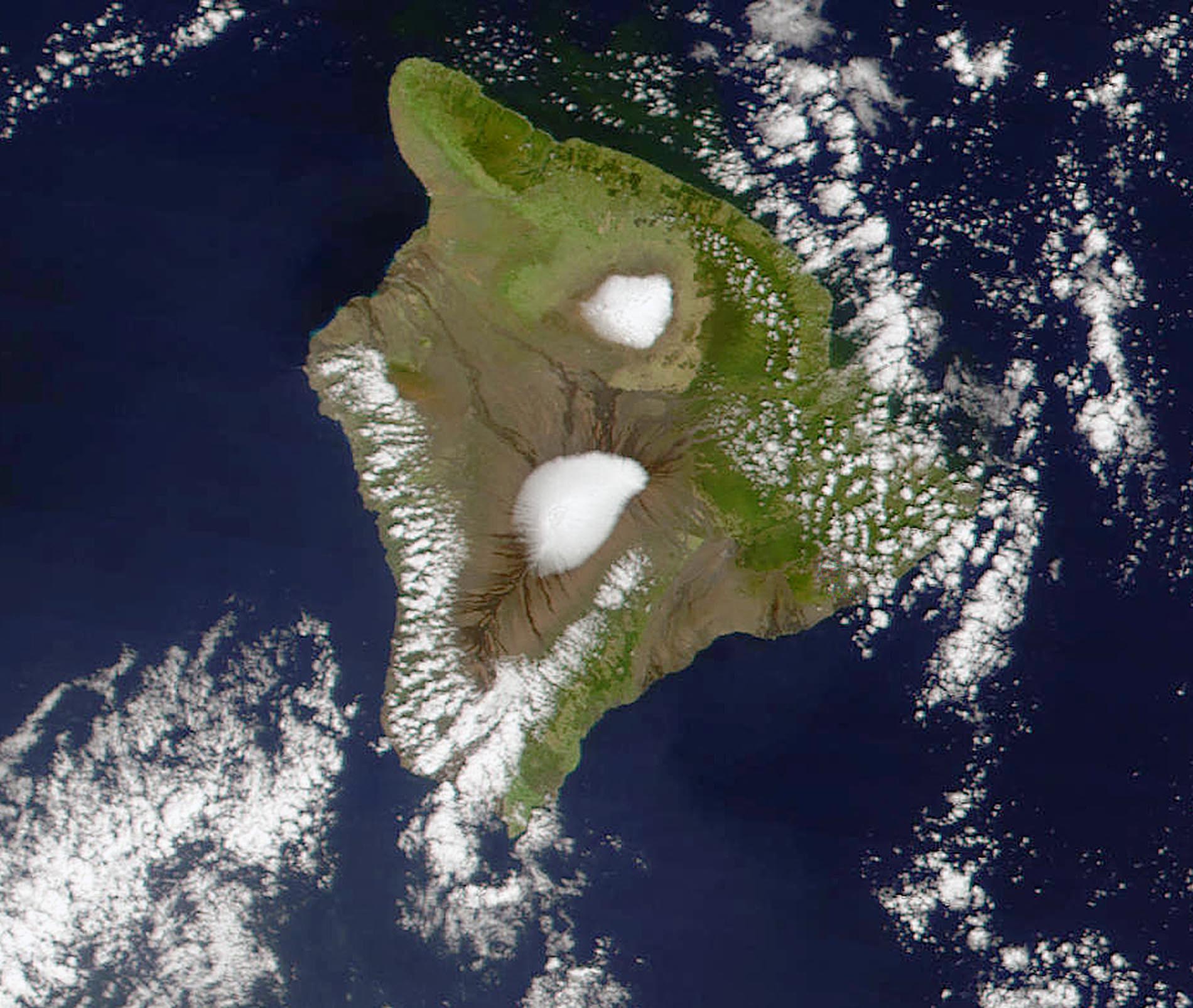 Kitört a világ legnagyobb működő vulkánja Hawaiin