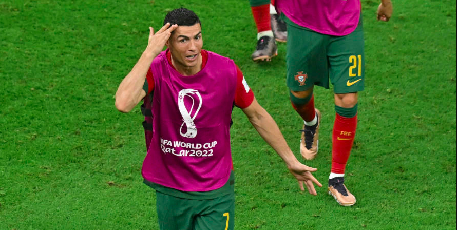 Az öltözőben Ronaldo azt mondta, hogy fogalma sincs, ő szerezte-e a gólt