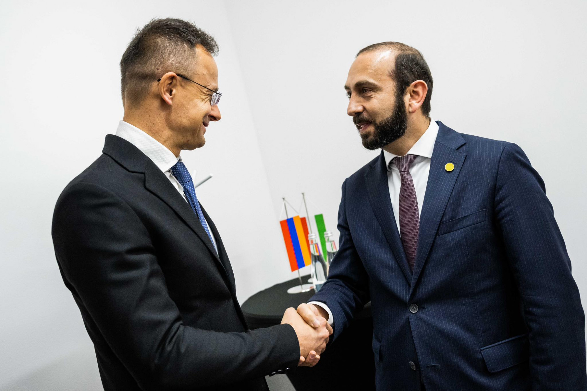A baltás gyilkos kiadatása után tíz évvel újra helyreállítjuk a diplomáciai kapcsolatainkat Örményországgal