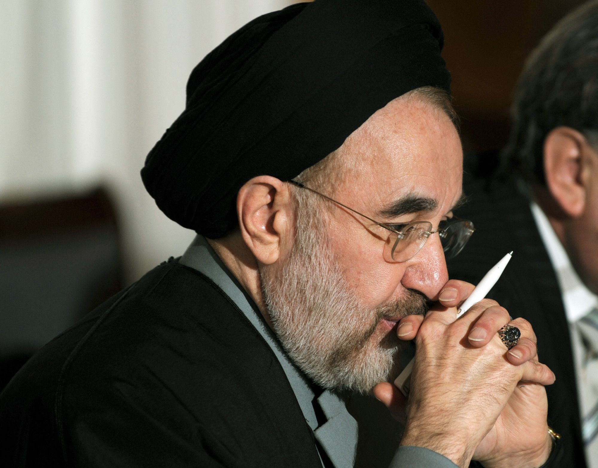 Mohammad Khatami egykori elnök szerint az iráni vezetőknek figyelembe kellene venniük a tüntetők követeléseit