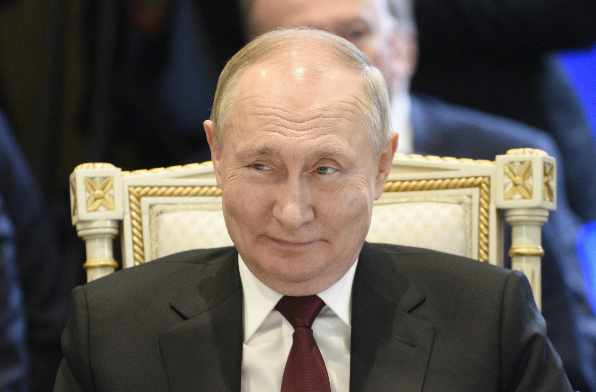 Putyin azt ígéri, folytatják az ukrán energiarendszer bombázását