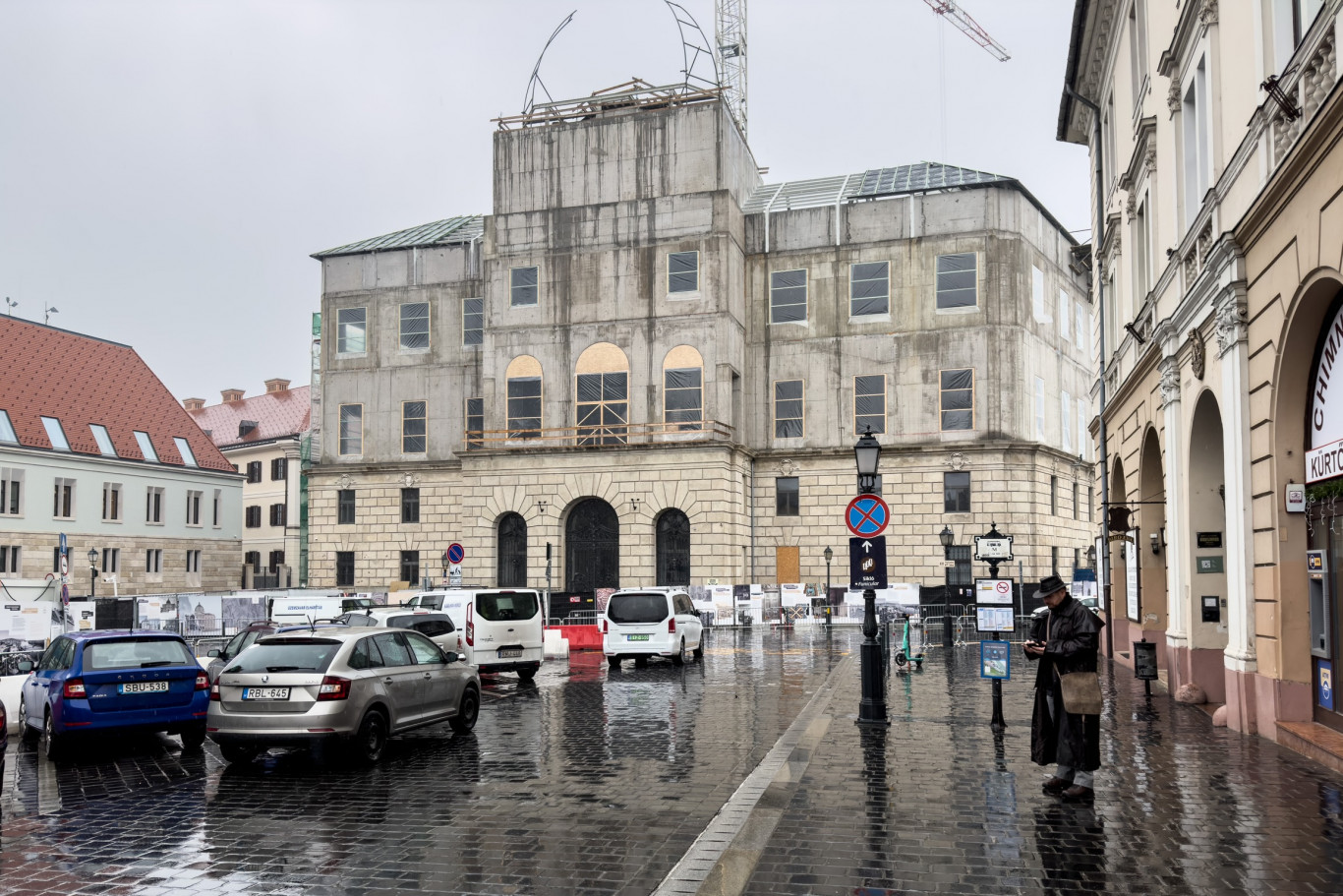 Elrendelték, hogy költözzön a Karmelita mellé a Hadtörténeti Múzeum