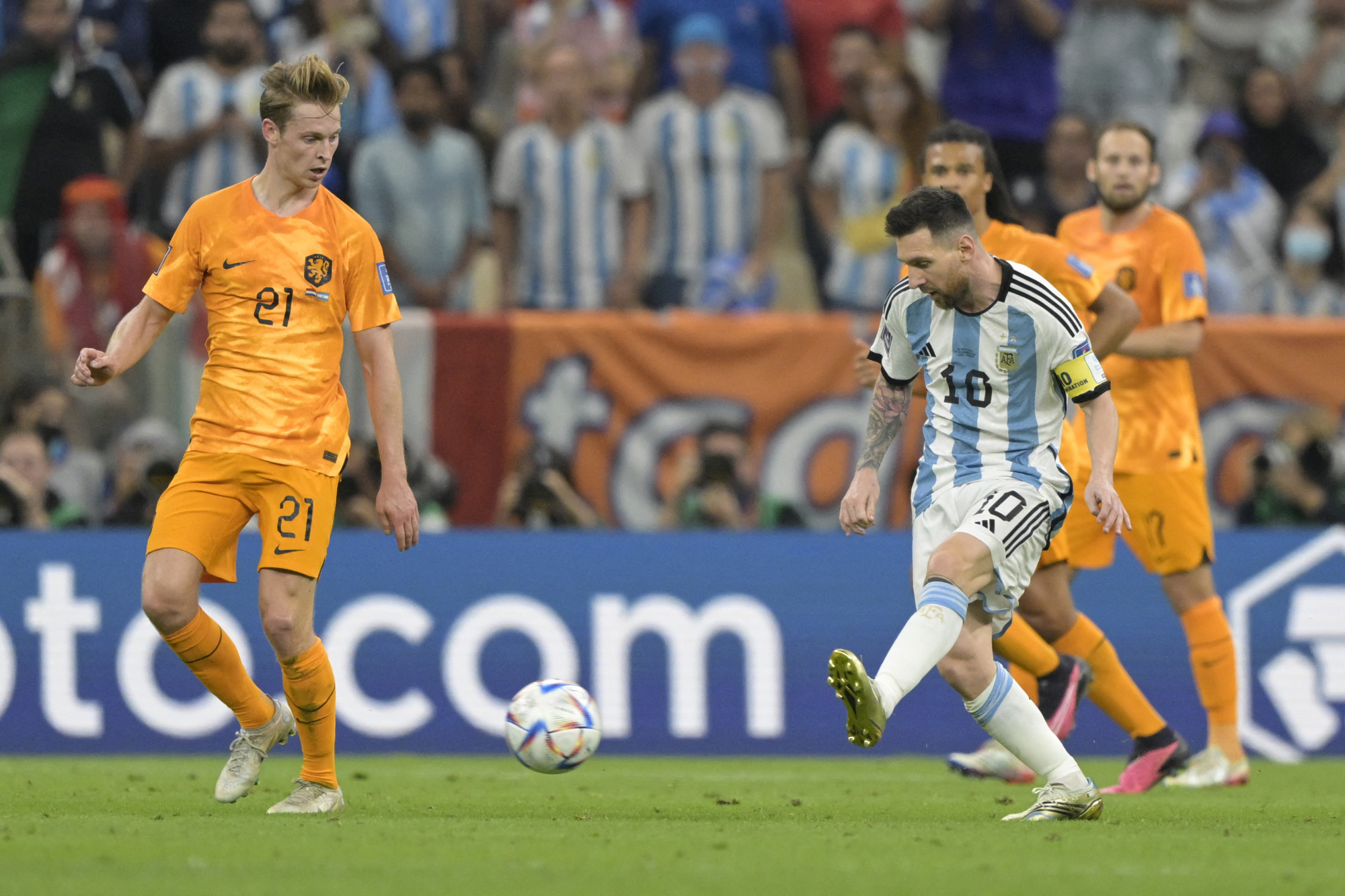 Argentína tizenegyesekkel jutott az elődöntőbe