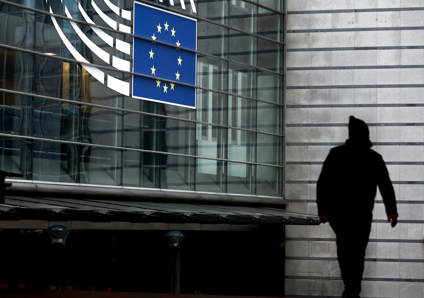 Belgium kivizsgálja, kiket fizetett le Moszkva az Európai Parlamentben
