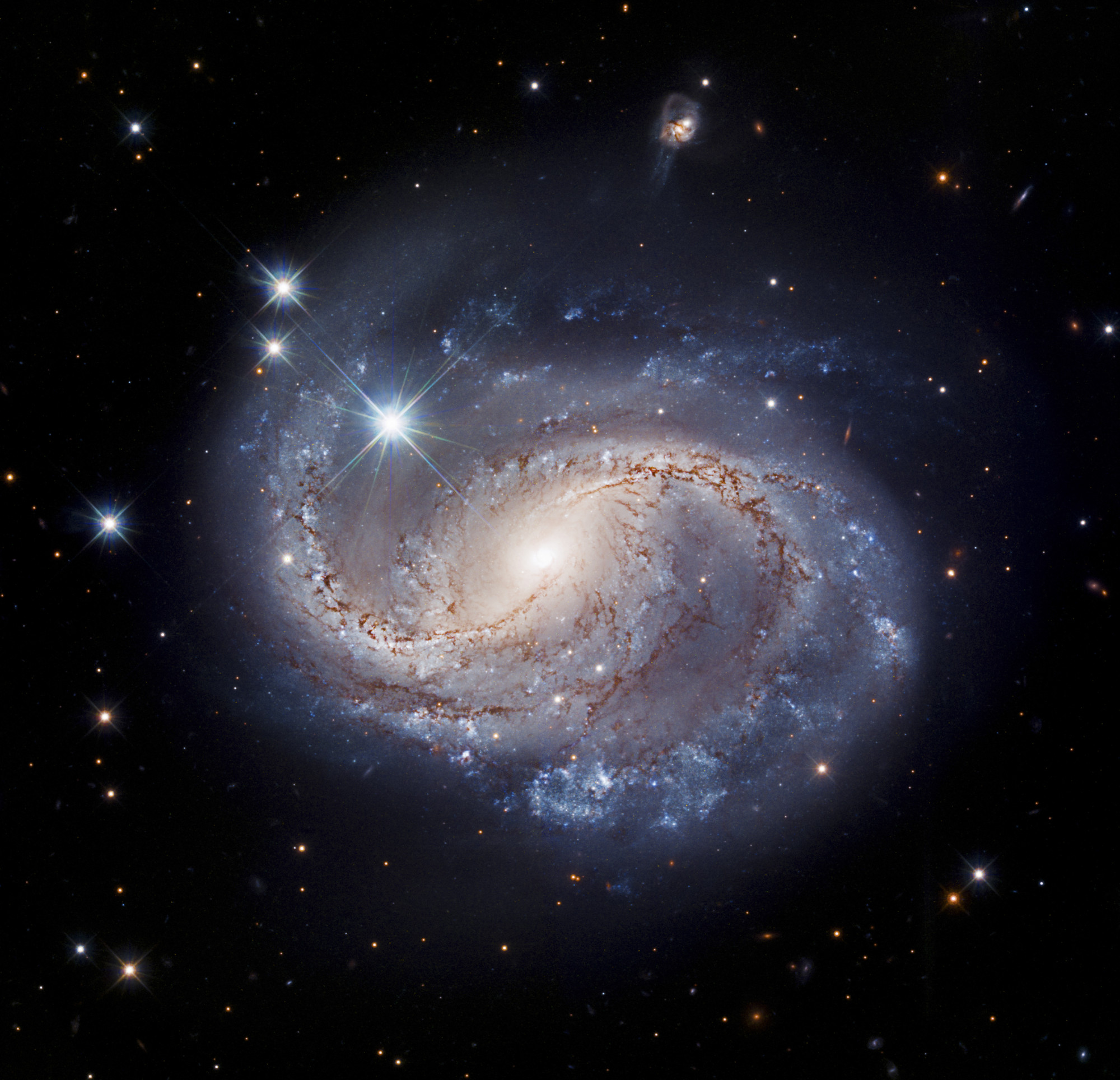 Csodálatos küllős spirálgalaxist fotózott le a Hubble