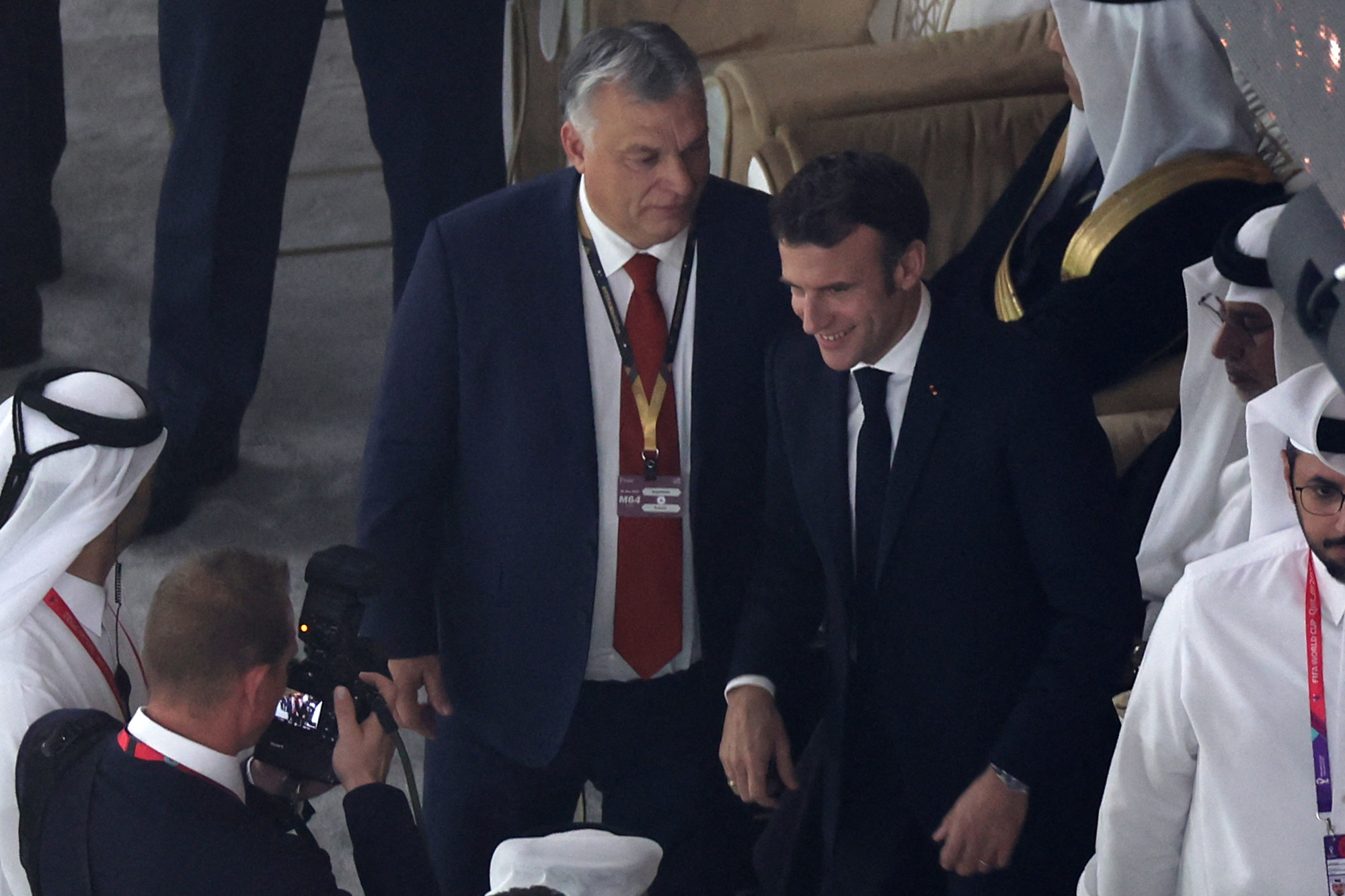 Orbán Emmanuel Macron és Csányi Sándor társaságában nézi a vb-döntőt