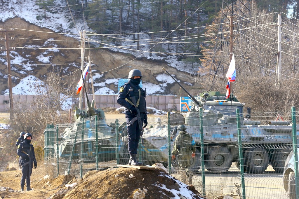Az orosz védelmi minisztérium bejelentette, hogy orosz békefenntartók is meghaltak Hegyi-Karabahban