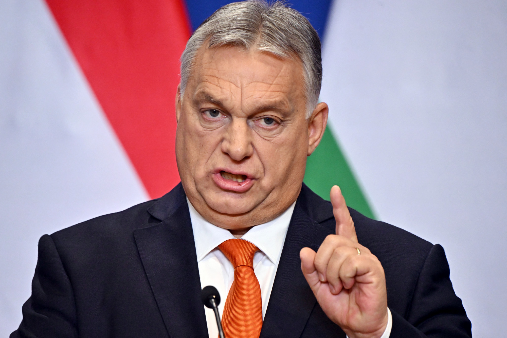 Orbán Viktor nem szégyenkezhet fizetésével az EU-s miniszterelnökök előtt