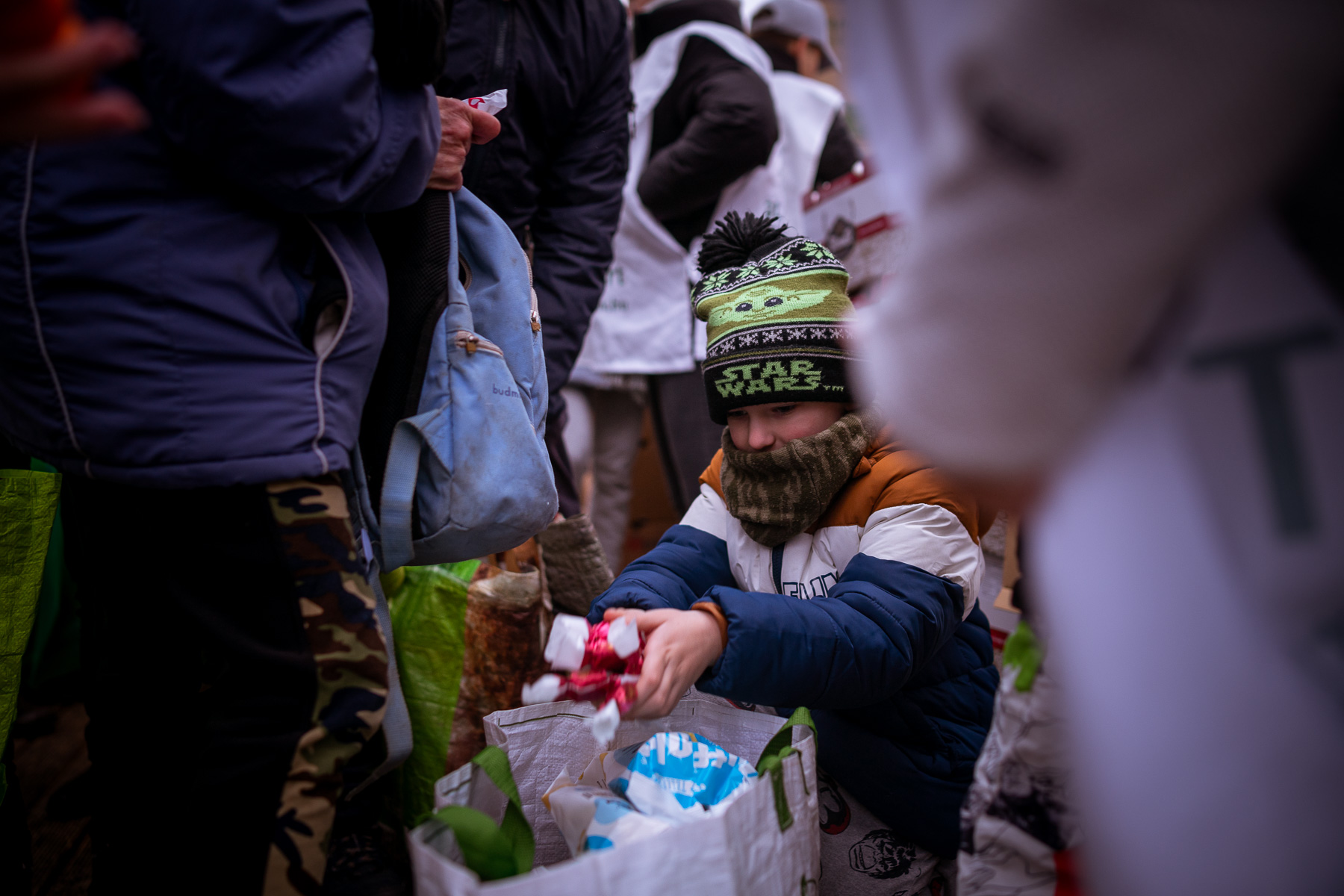 Több ezer adag ételt osztanak karácsonykor az egyre több rászorulónak