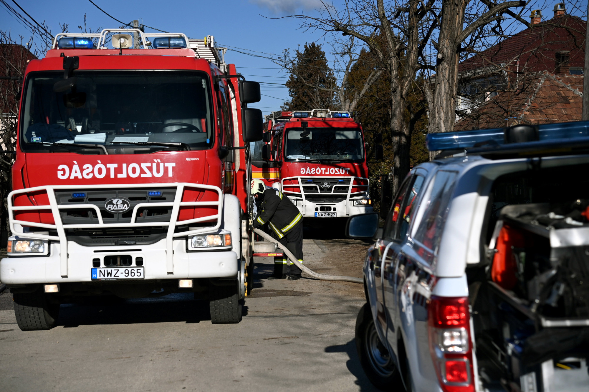 Kigyulladt egy társasház Zalaegerszegen, több mint húsz embert kellett kimenekíteni