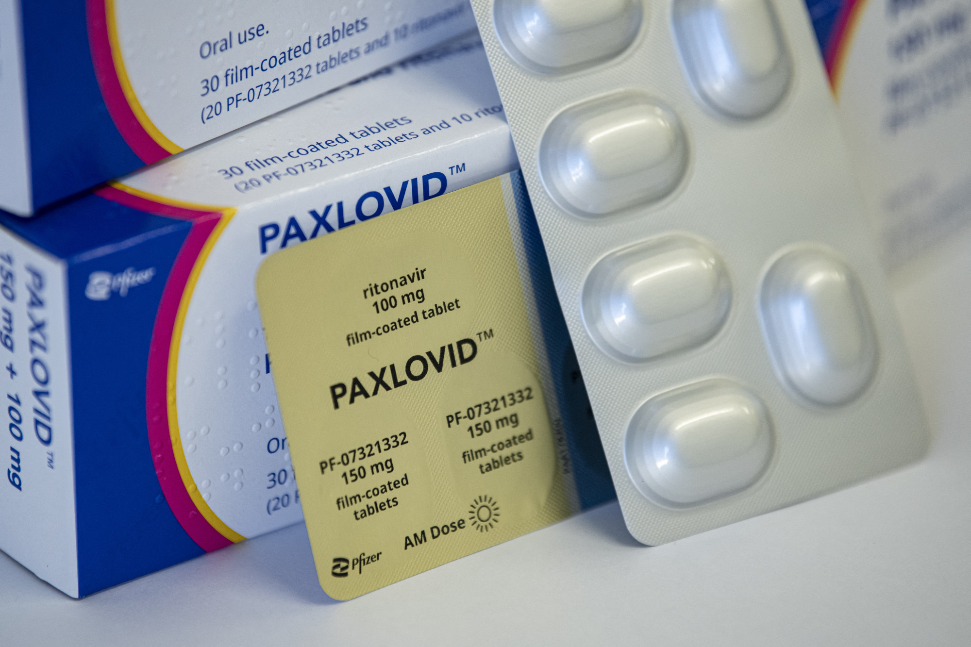 Kína mielőbb gyártani szeretné a Pfizer covid elleni tablettáját