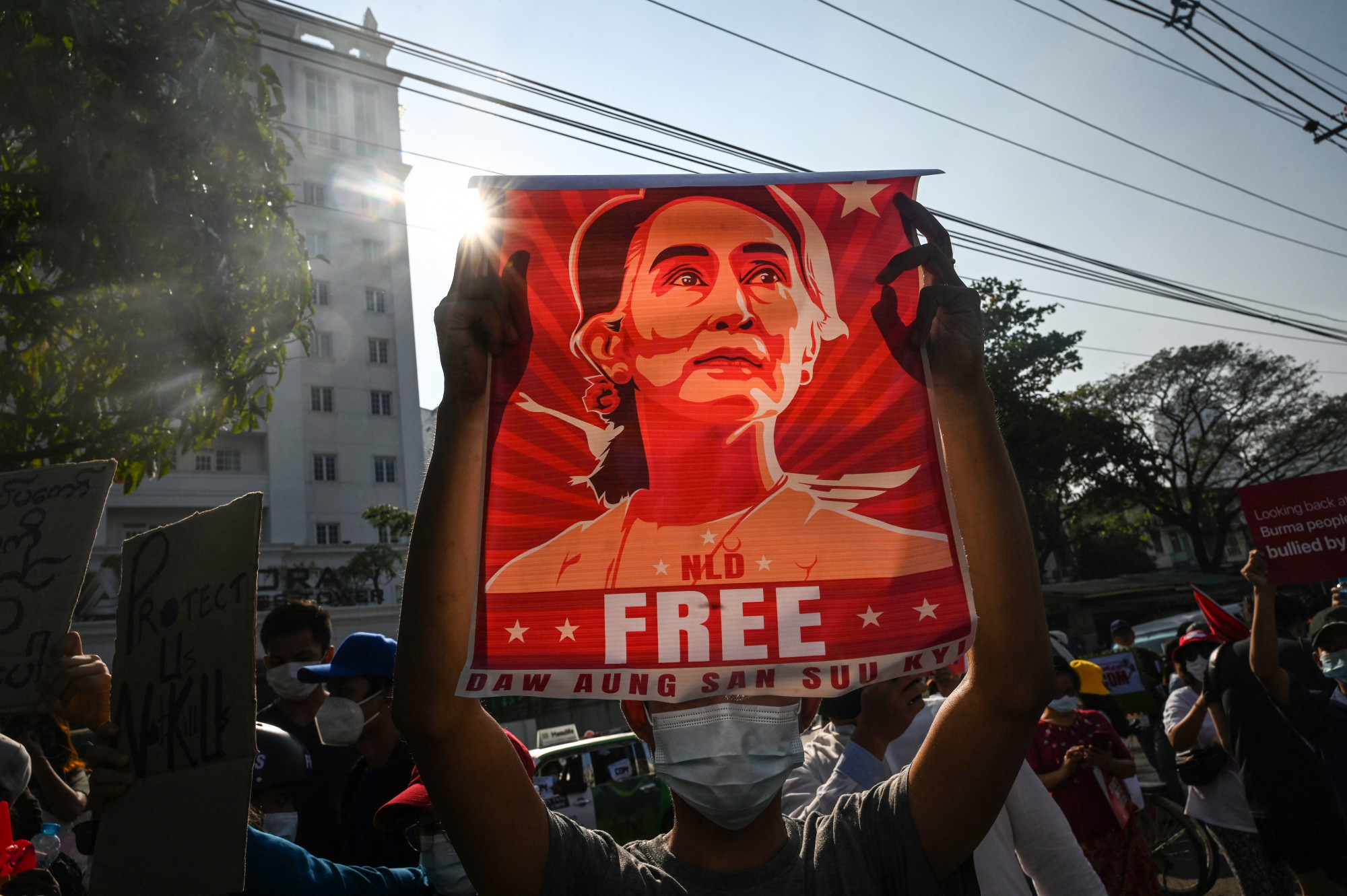 Újabb hét év börtönre ítélték Aung Szan Szú Csít