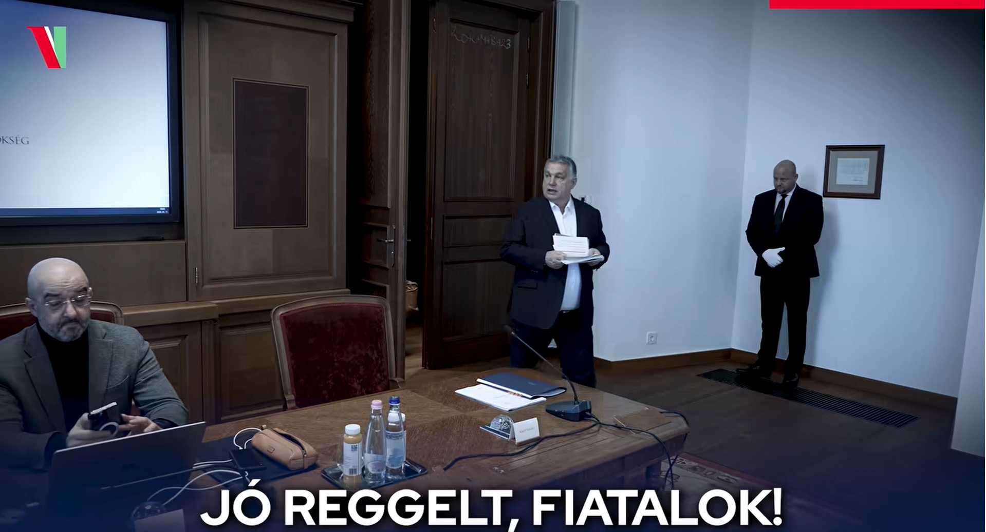 7 dolog, ami kizárólag Orbán kormányülésekről kitett posztjaiból derül ki