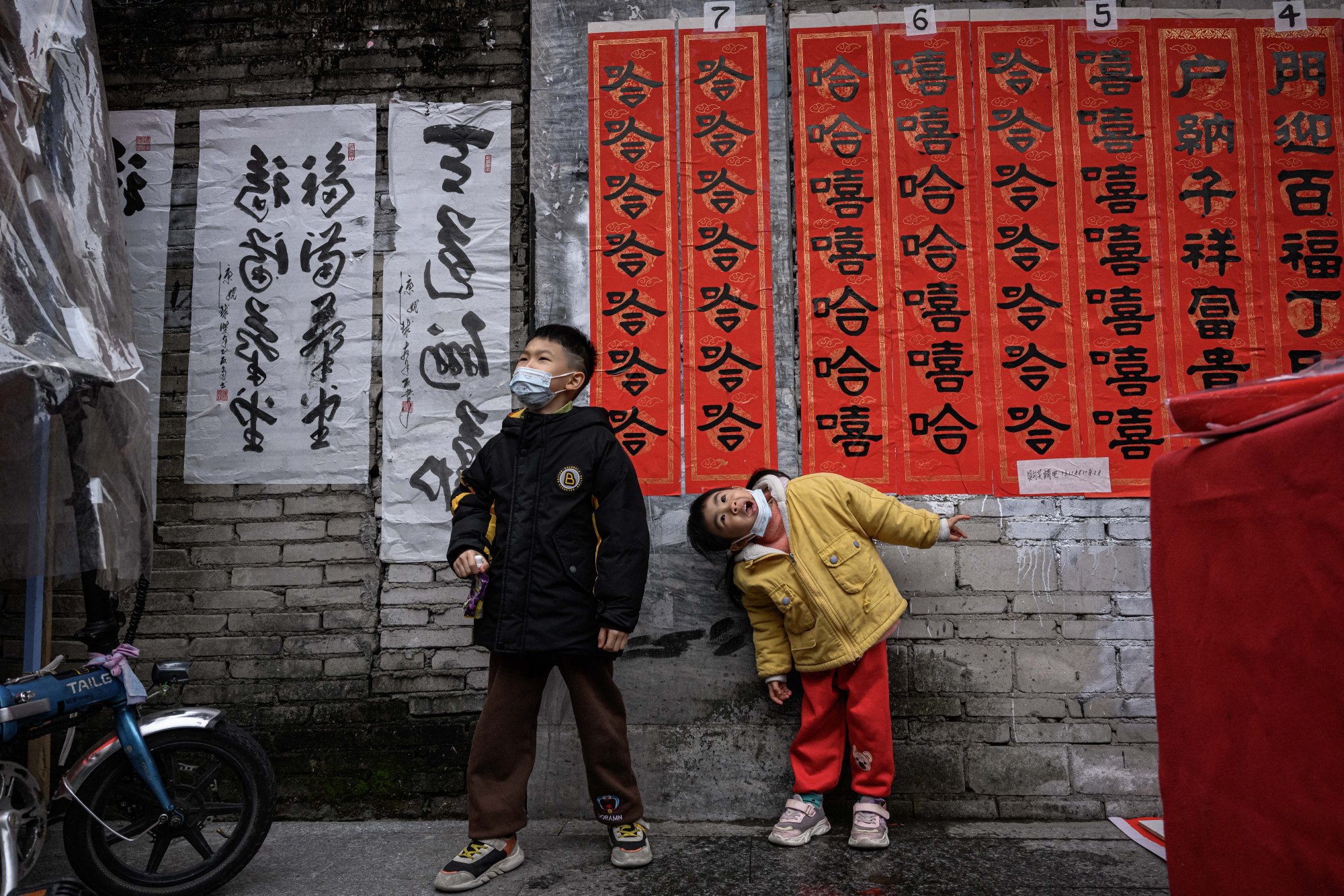 Hatvan éve először csökkent Kína népessége