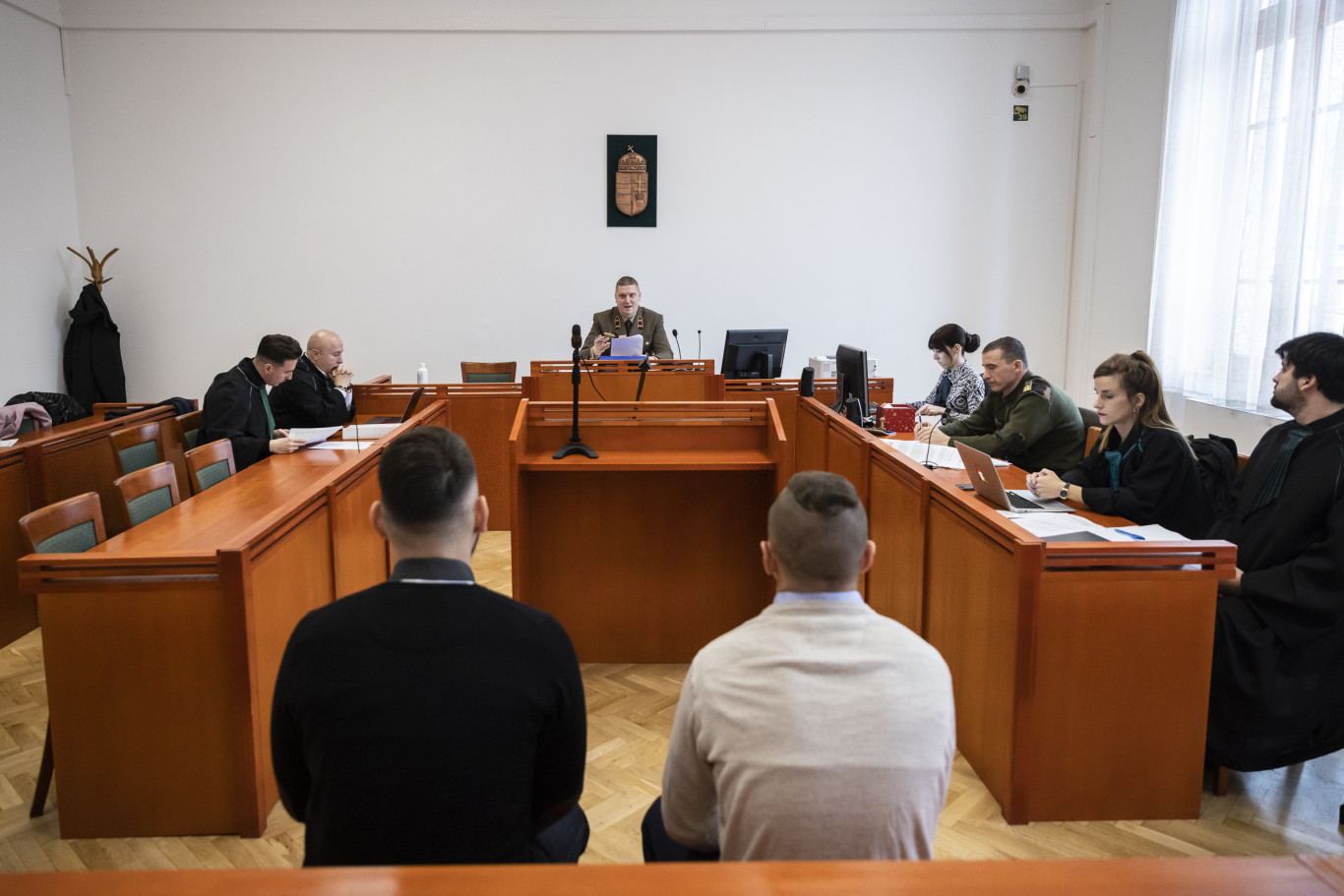 Súlyosabb büntetést szabtak ki a hajléktalanokat bántalmazó mohácsi rendőrökre