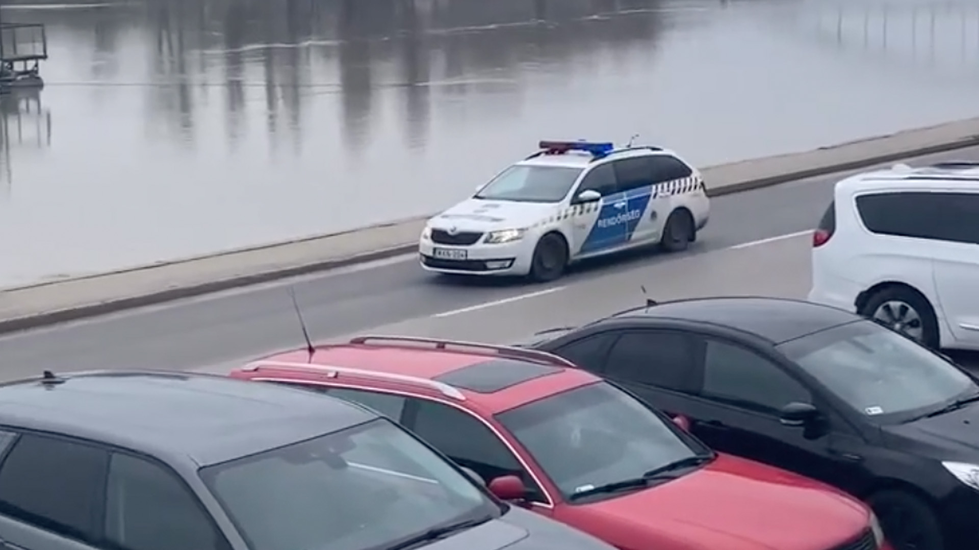 Filmbe illő autósüldözés volt Szegeden