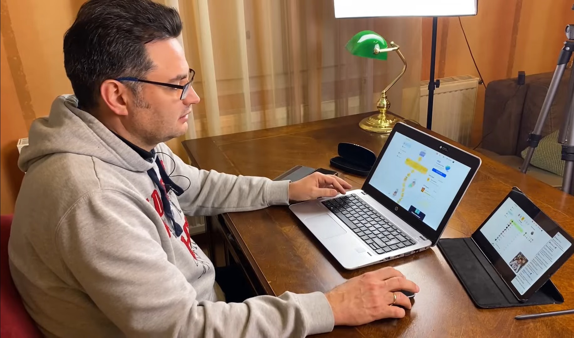 Márki-Zay Péter gameplay-videót csinált arról, hogy románul tanul a Duolingóval