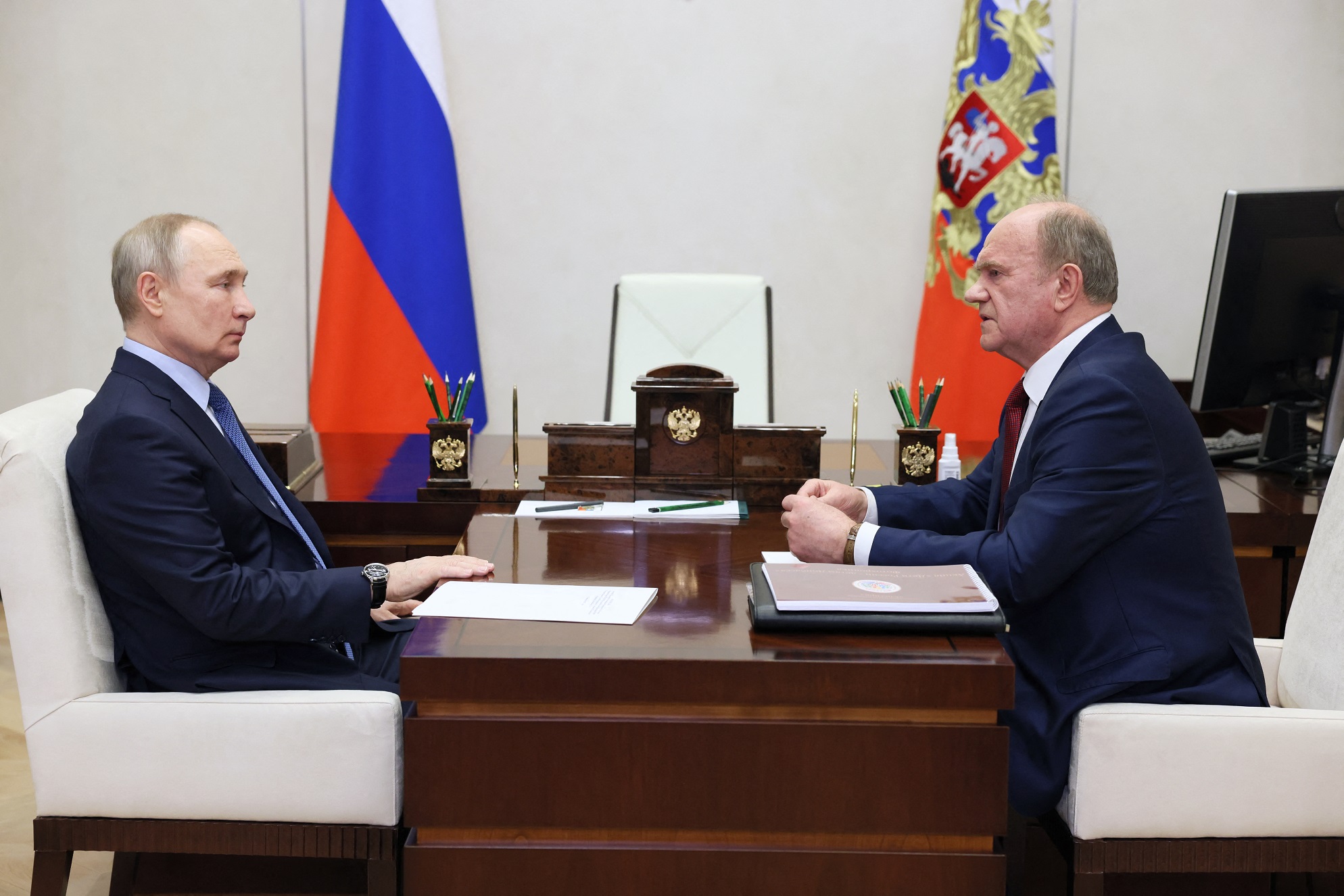Vlagyimir Putyin és Gennagyij Zjuganov 2023. február 13-án Moszkvában.