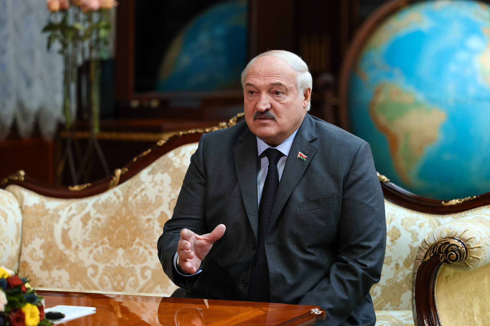 Ha egyetlen harcoló katona áttévedne Fehéroroszországba, Lukasenka azonnal beszállna a háborúba Oroszország oldalán