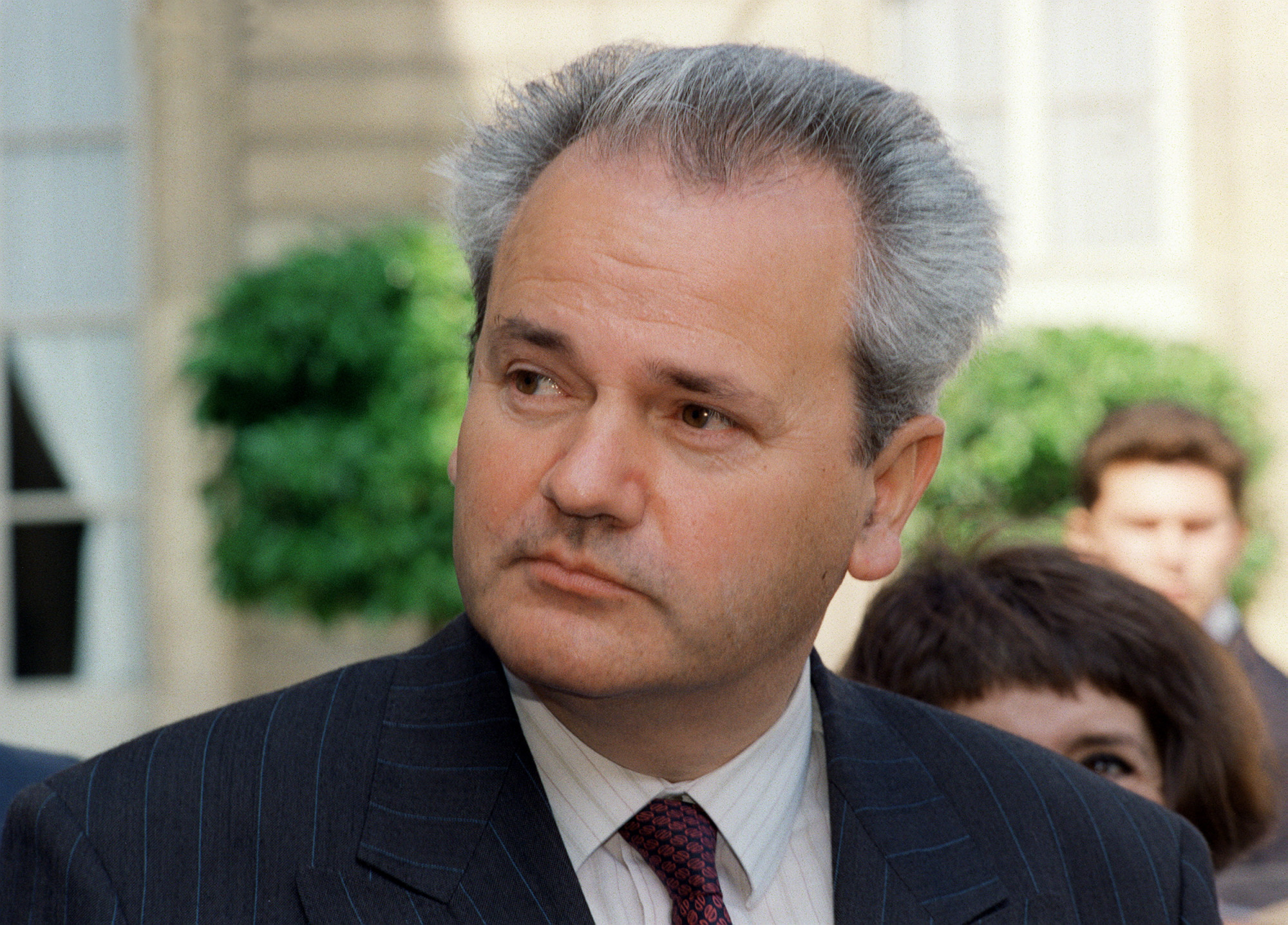 Milosevic 1991-ben Párizsban az Elysée-palotában François Mitterrand elnök vendégeként