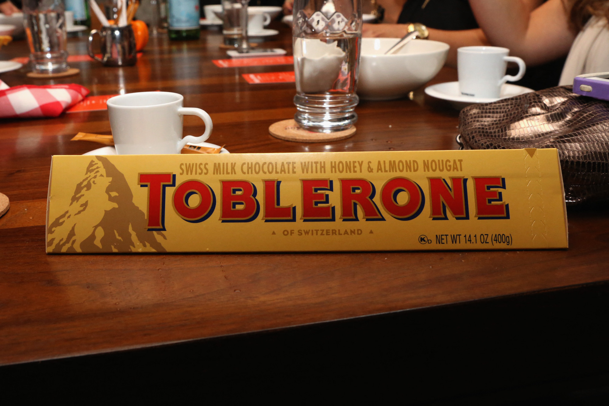 Már nem elég svájci a Toblerone ahhoz, hogy tovább használhassa ikonikus logóját