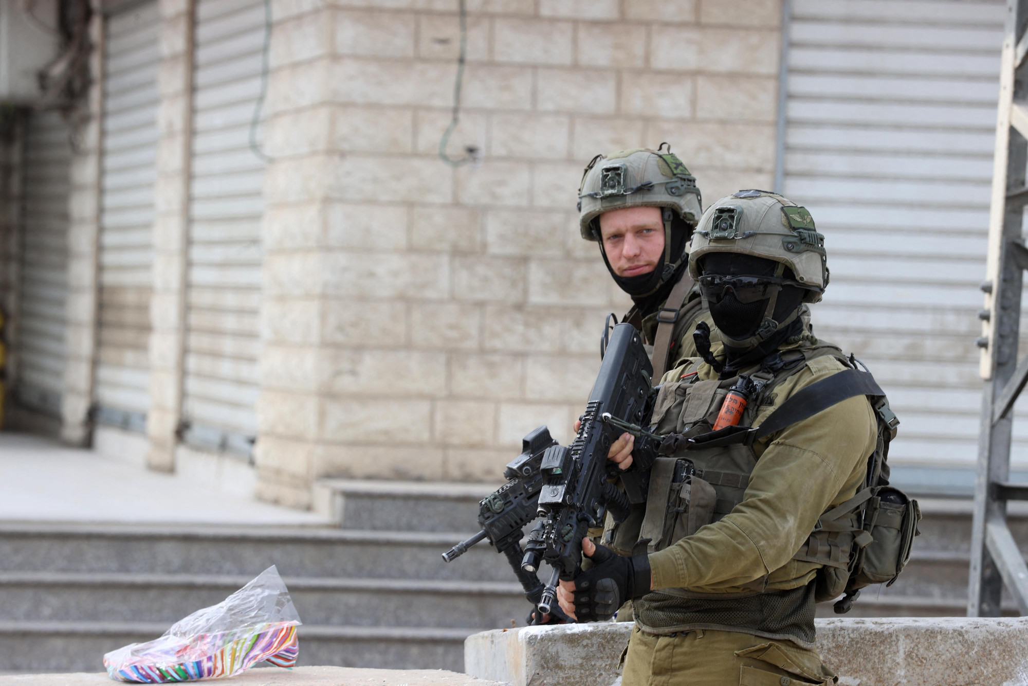 Hat palesztint ölt meg az izraeli hadsereg Ciszjordániában