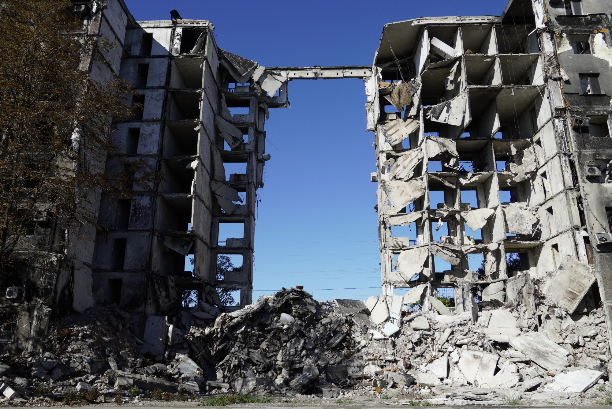 Már több mint 152 ezer lakóépületet romboltak le az oroszok Ukrajnában