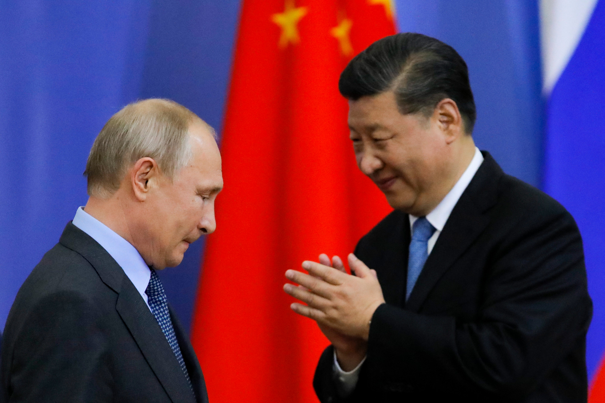 Régi jóbarátjaként méltatta Putyin a kínai elnököt látogatása előtt