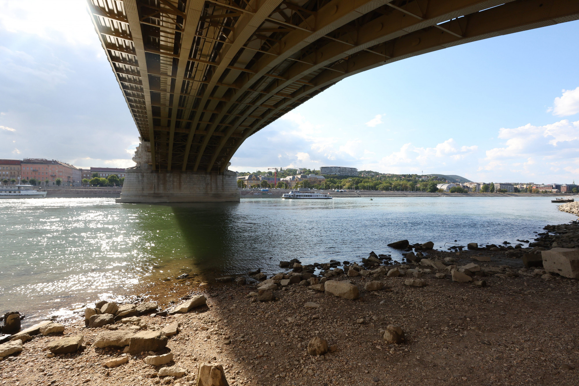 Három métert emelkedett a Duna vízszintje az elmúlt közel egy hétben