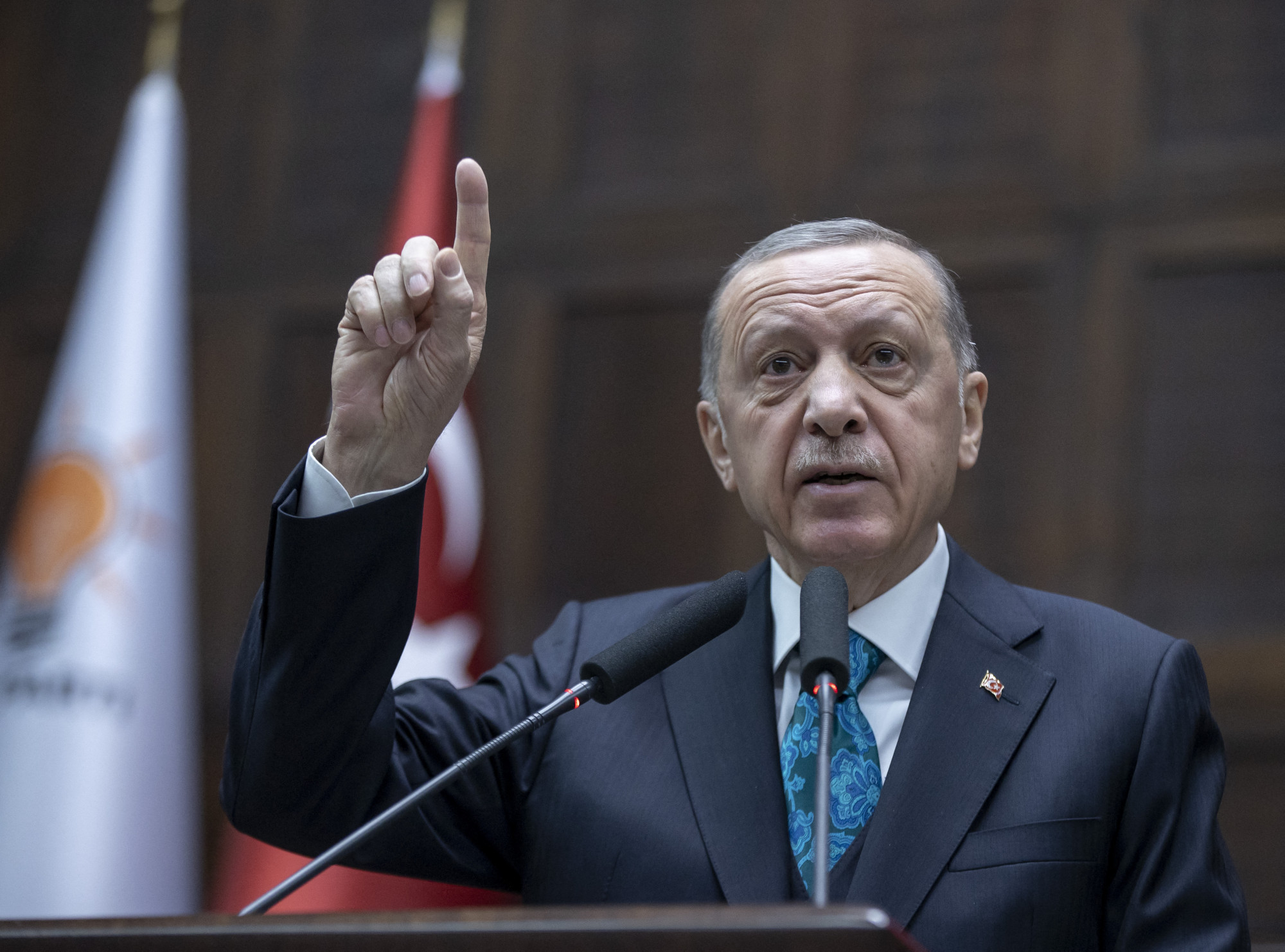 Erdogan több kampányeseményt is lemondott a gyomorrontása miatt