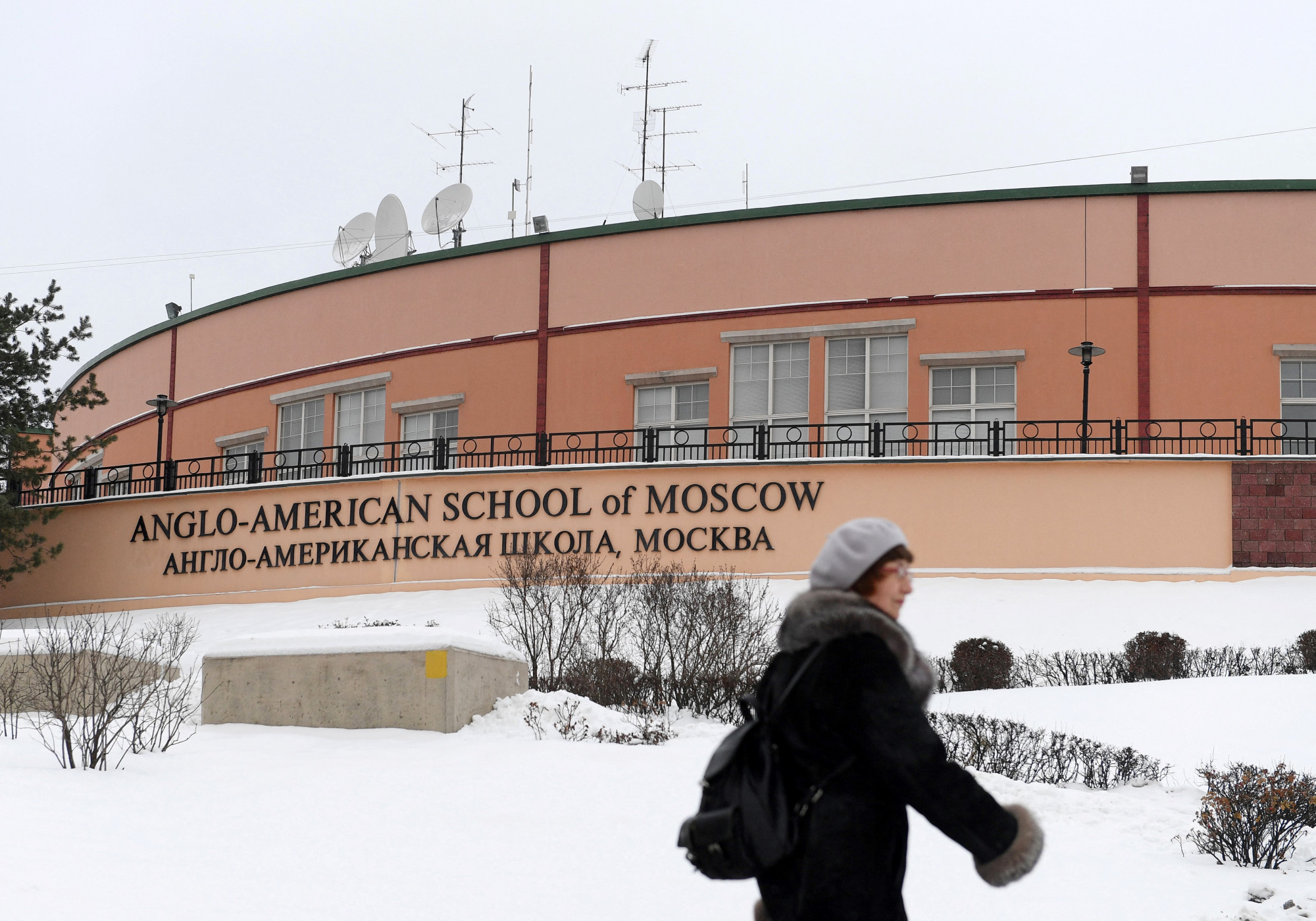 Felfüggesztették a moszkvai angol-amerikai iskola működését