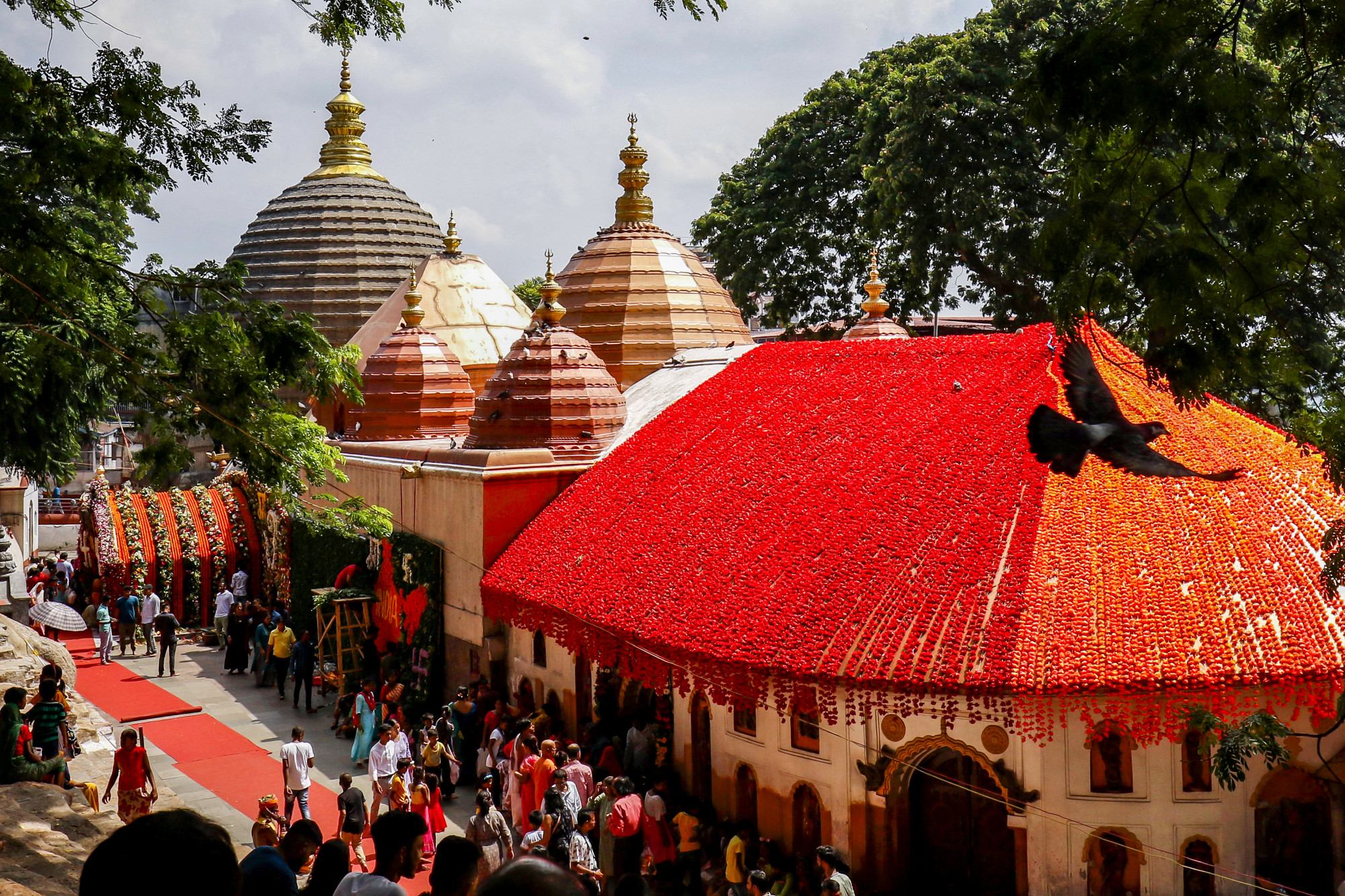 Letartóztattak öt embert, akik embert áldoztak egy indiai templomban