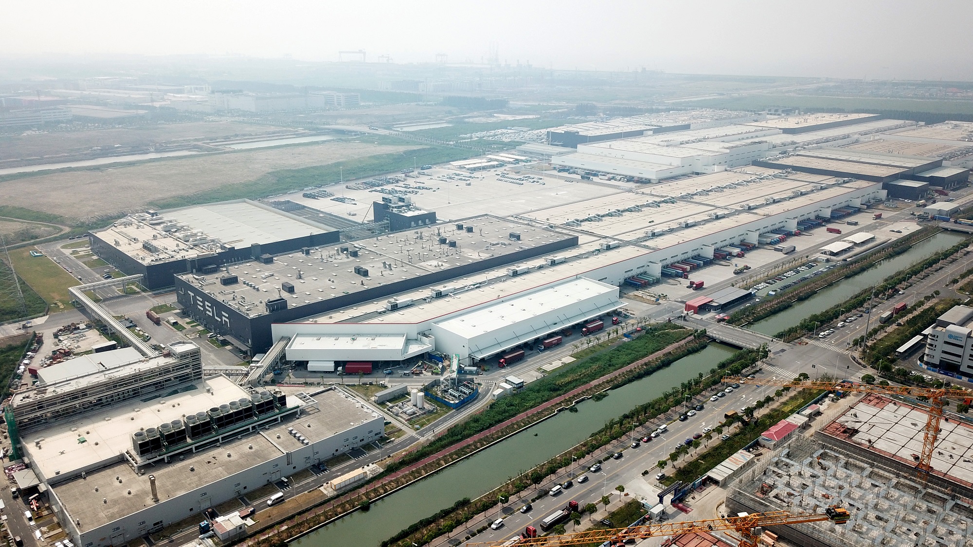 A Tesla gigantikus MegaPack-gyárat épít Sanghajban