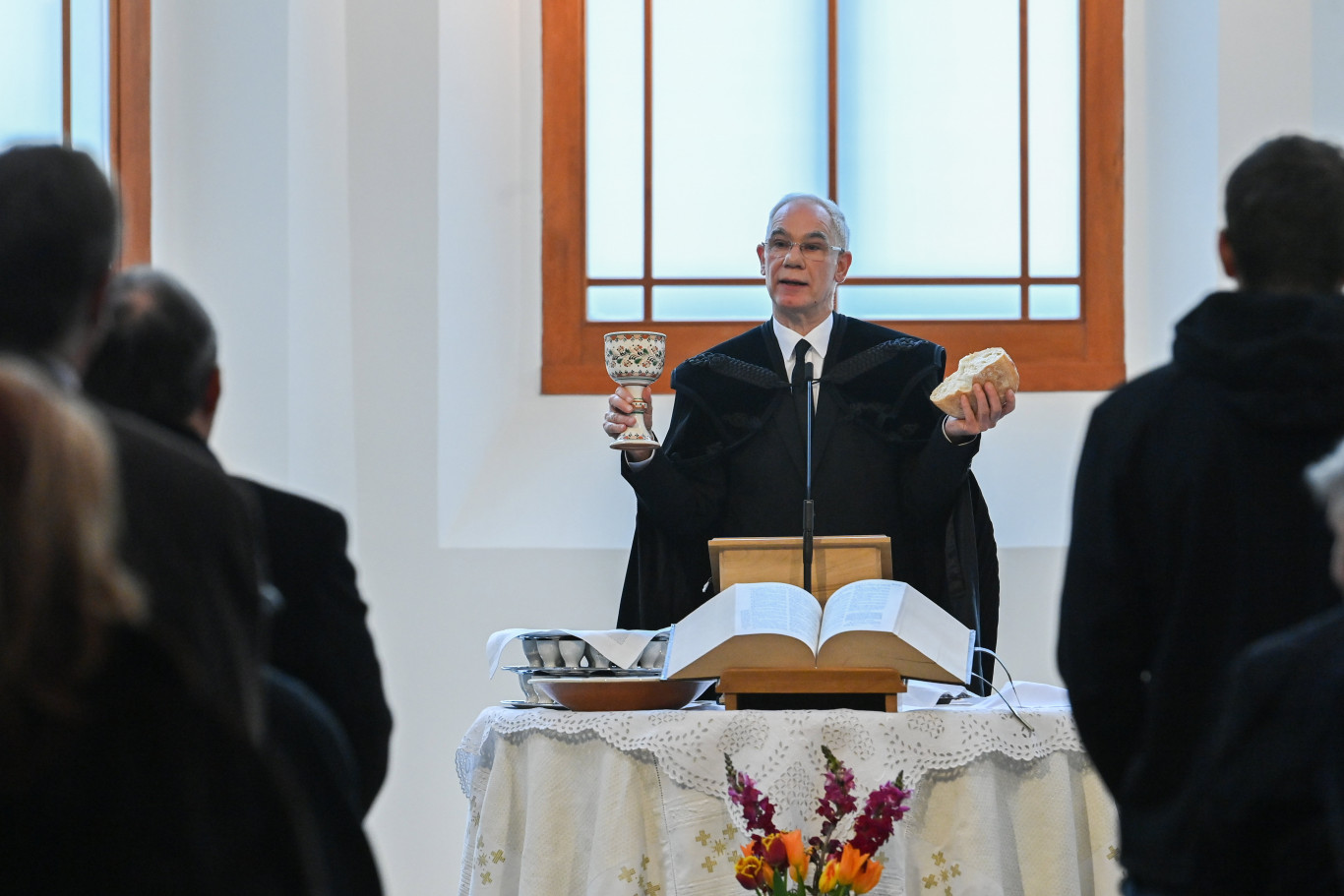 A legnagyobb tekintélyű református egyházkerület püspöke ismét arra kérte Balog Zoltánt, hogy mondjon le