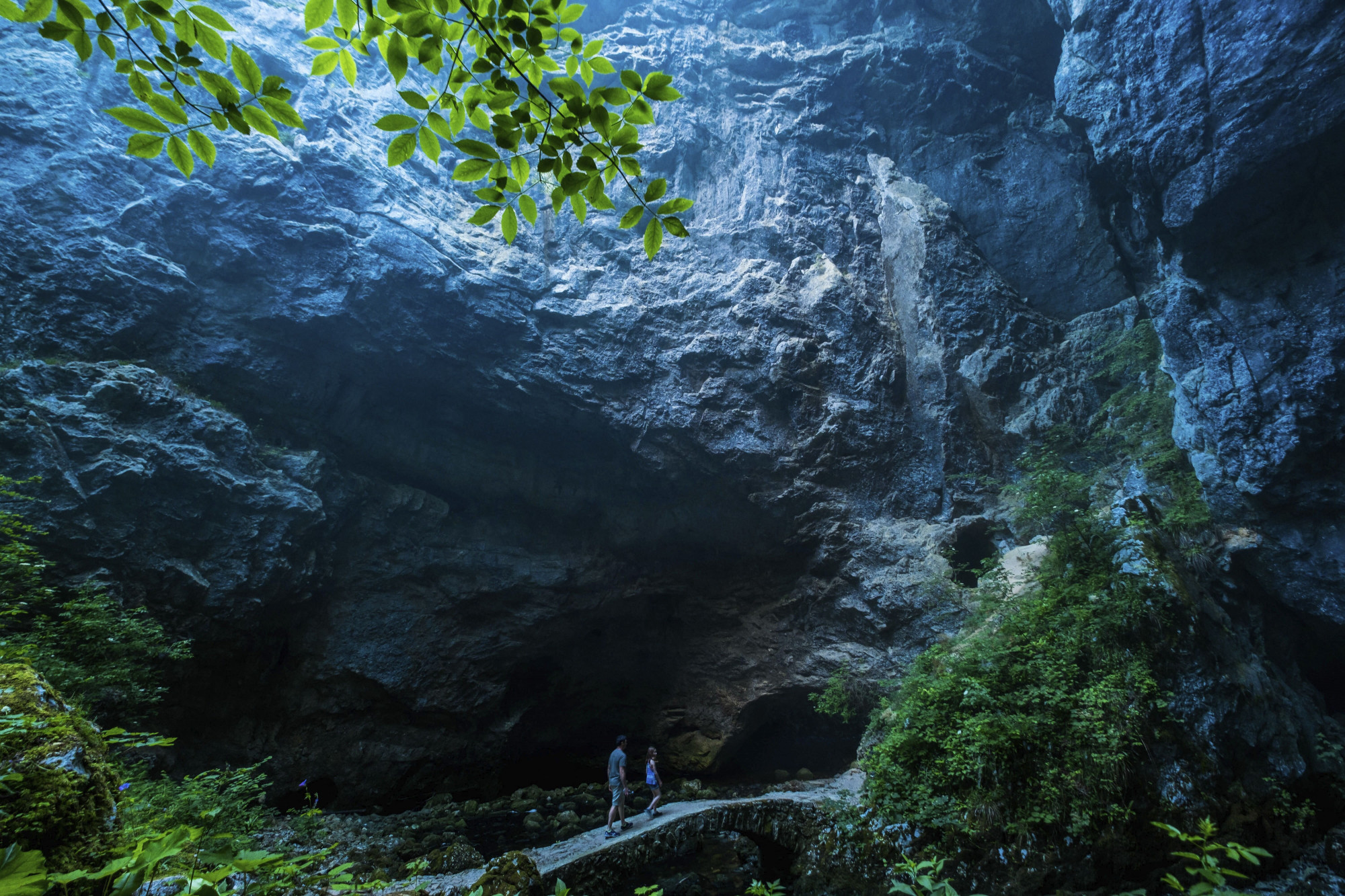 30 óra után mentettek ki egy barlangászt Szlovéniában