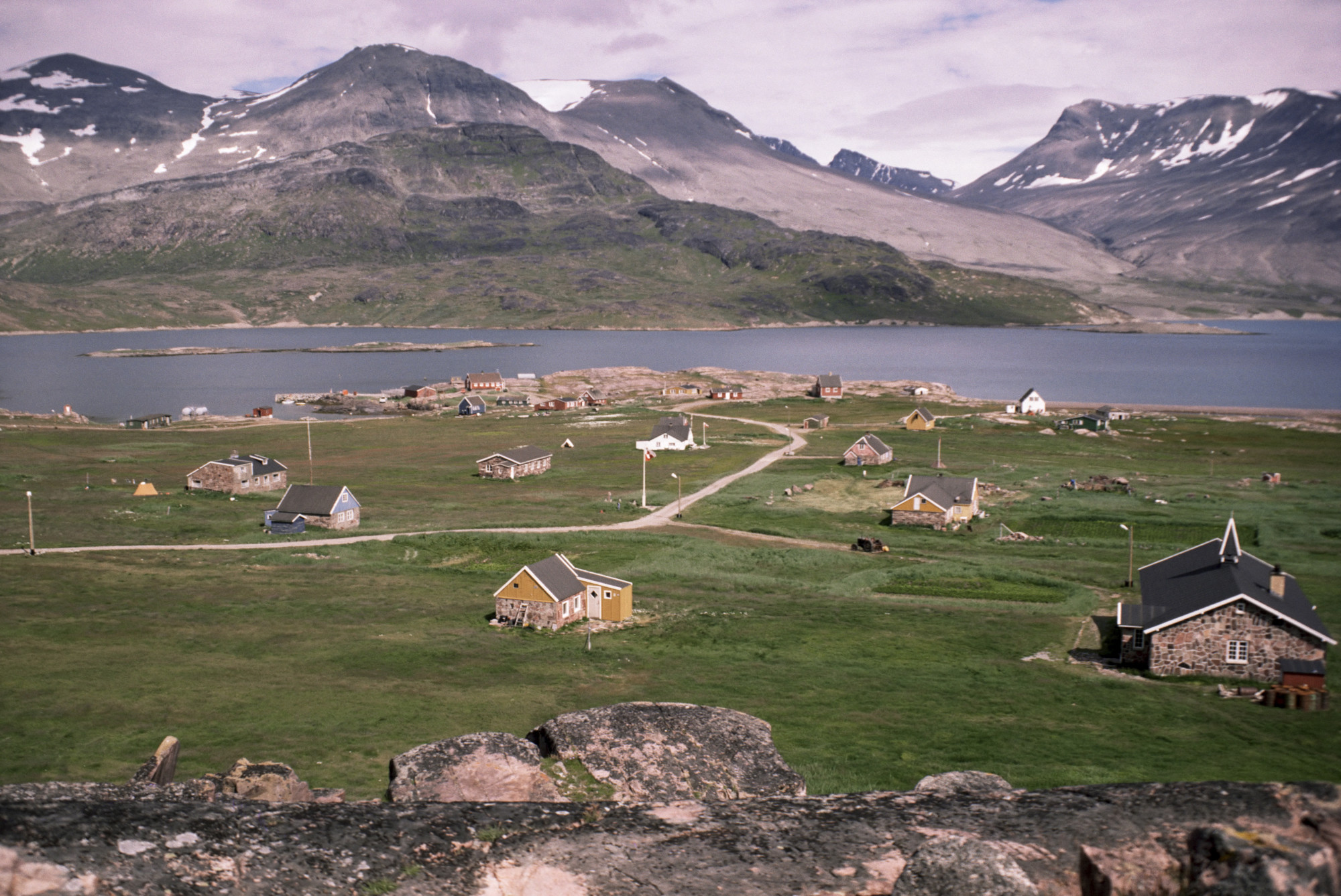 Amerikából szállították a faanyagot a grönlandi gazdagok házaihoz