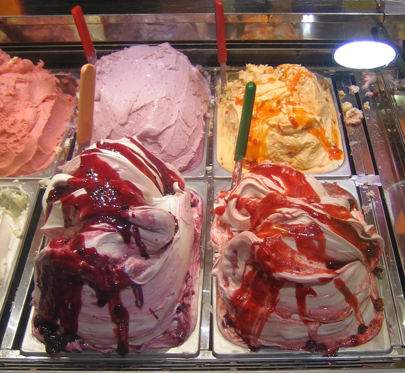 A sokat átkozott fagylalt táplálkozástudományi előnyeire hívja fel a figyelmet egy amerikai közegészségügy-történész