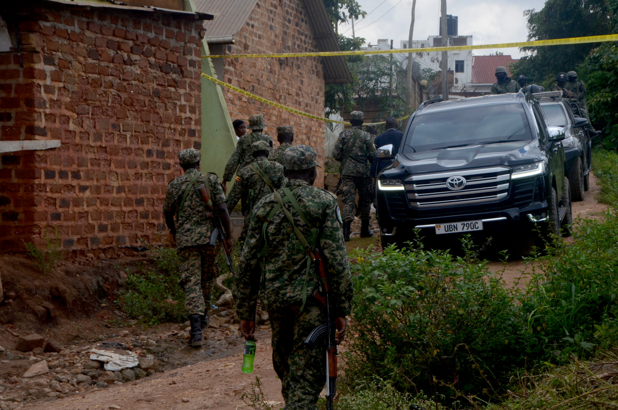 Saját testőre lőtte agyon az ugandai miniszterhelyettest