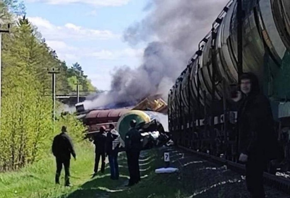 Felrobbant és kisiklott egy tehervonat az ukrán-orosz határ orosz oldalán