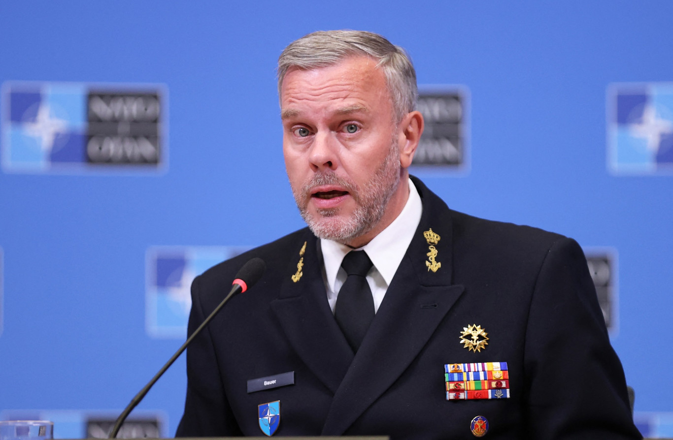 A NATO katonai bizottságának elnöke szerint a szövetségnek mindenre készen kell állnia
