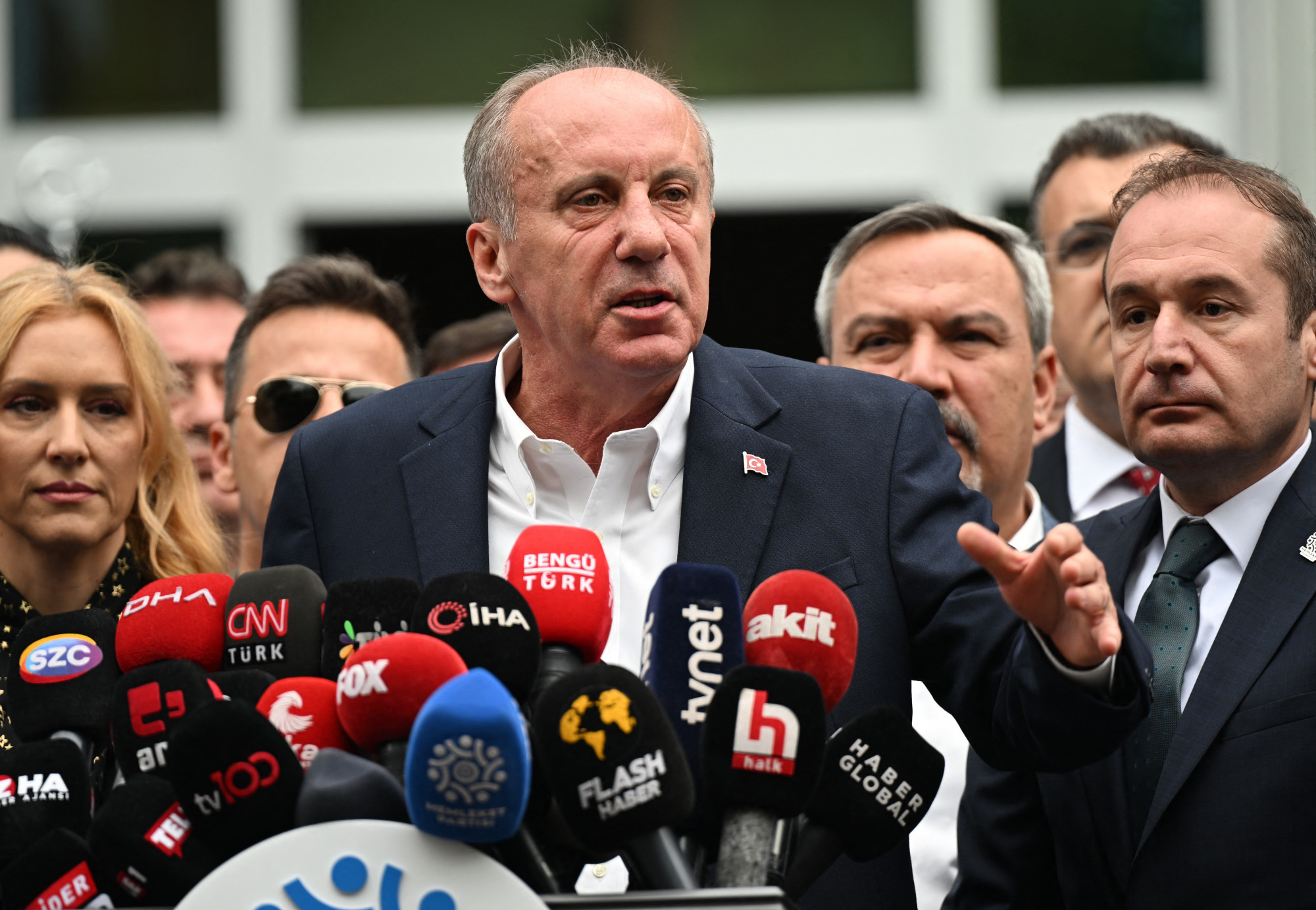 Kiszállt egy török elnökjelölt, fájhat Erdoğan feje