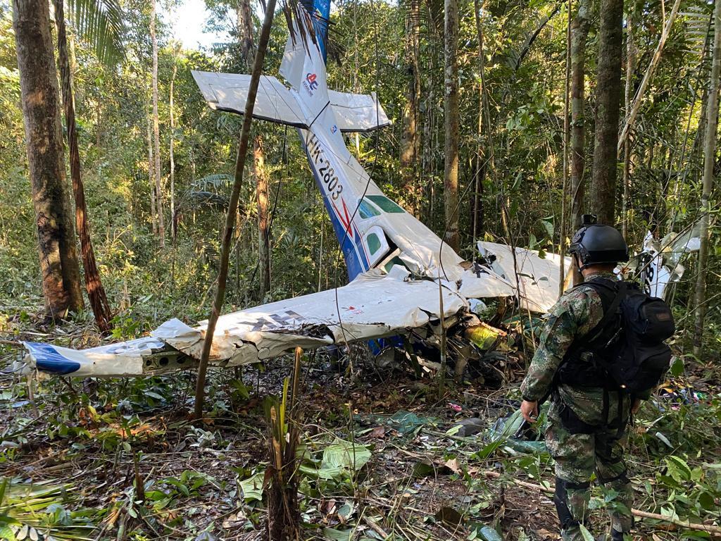 Mégsem találták meg a kolumbiai dzsungelben a gyerekeket, akik a lezuhant repülőgépen utaztak