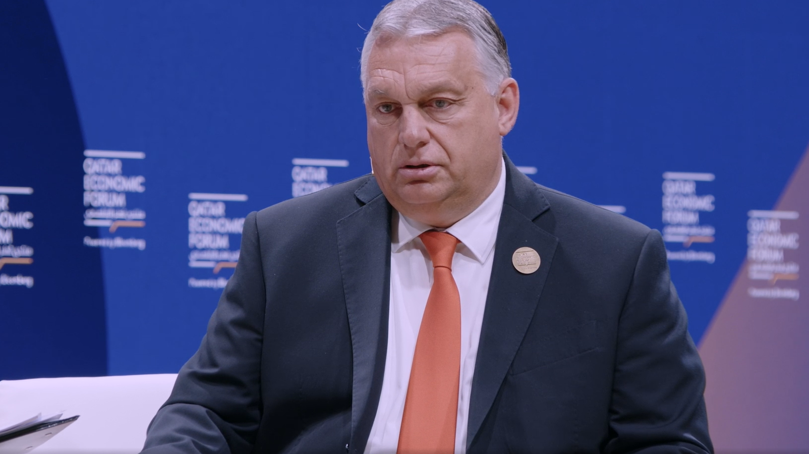 Orbán Katarban beszélt arról, hogy Trumppal a veteránok klubját erősítik