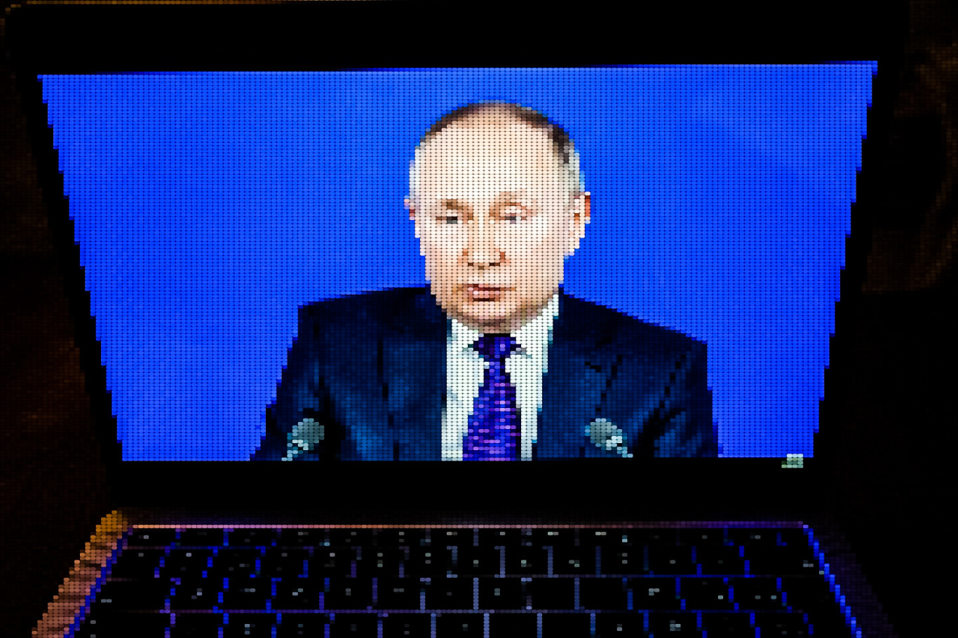 Az NKA által támogatott orosz propagandaoldal után nyomoz a kémelhárítás a HVG cikke szerint